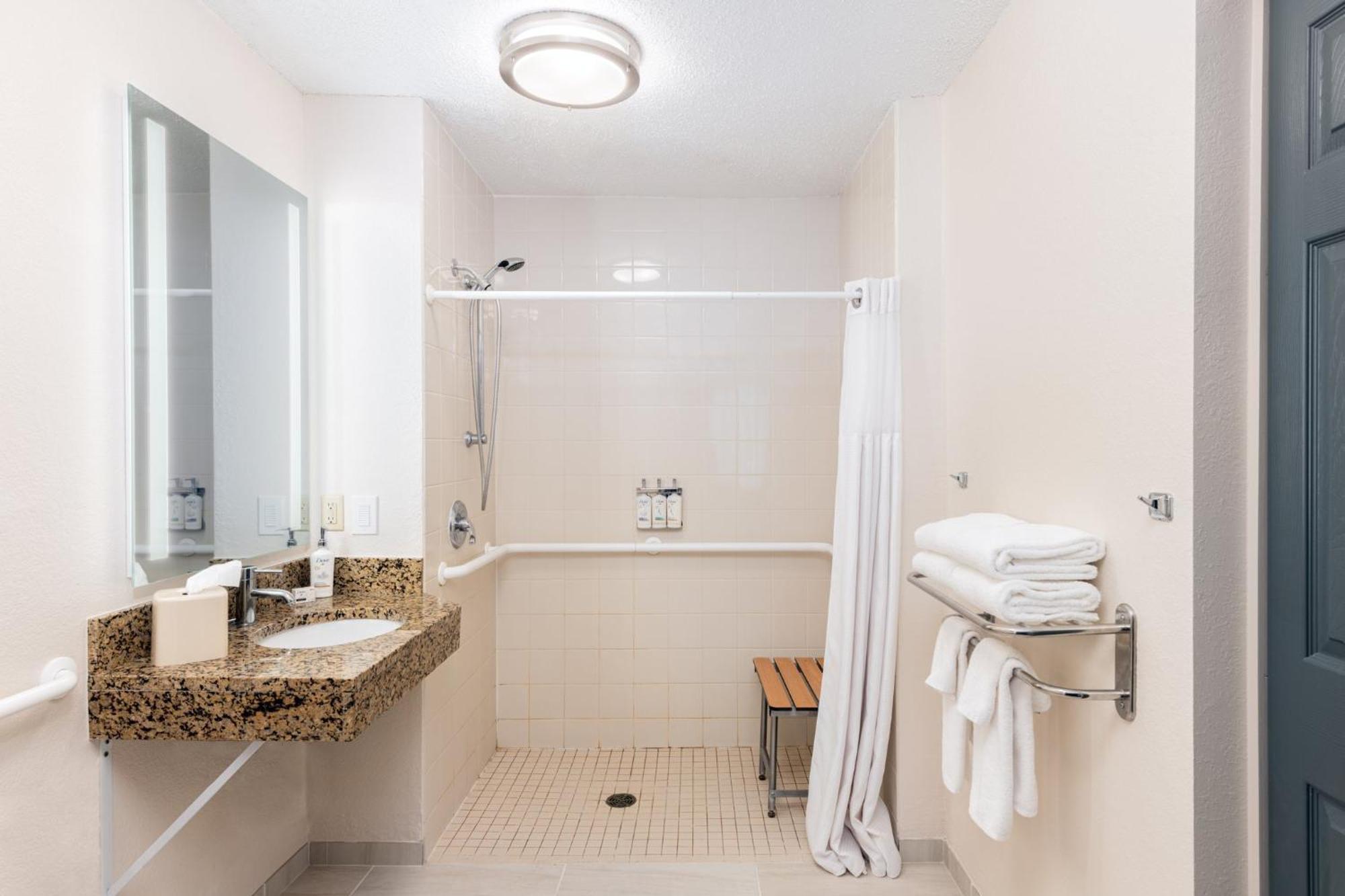 Candlewood Suites Eagan - Mall Of America Area By Ihg Exterior photo